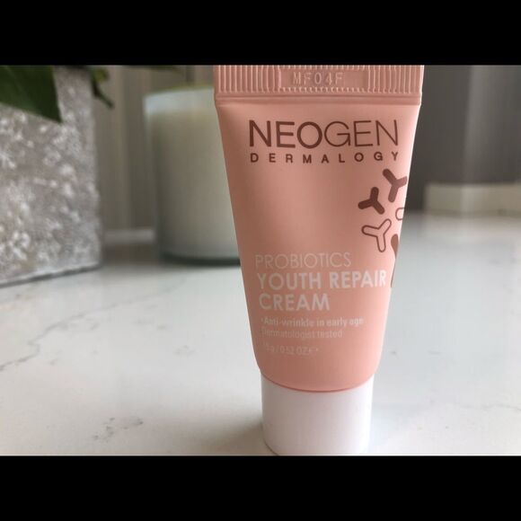 Skincare set:NEOGEN - Probiotics Youth Repair Cream&Self-care Night Recovery Oil - Picture 4 of 6